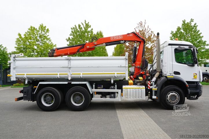 Trišalis savivartis Mercedes-Benz Arocs 2636 / 6x4 / HDS Fassi / 3-Way Tip