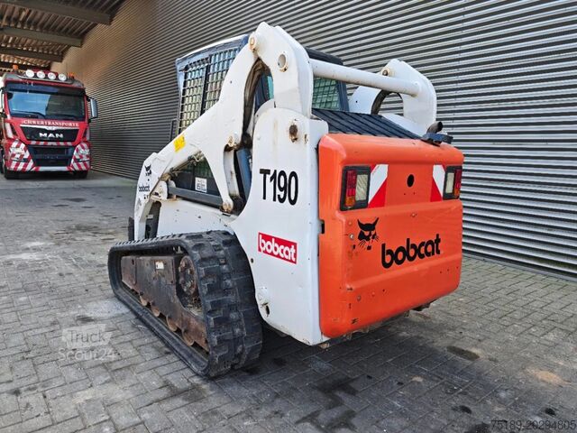 Učitavač pauka Bobcat T190