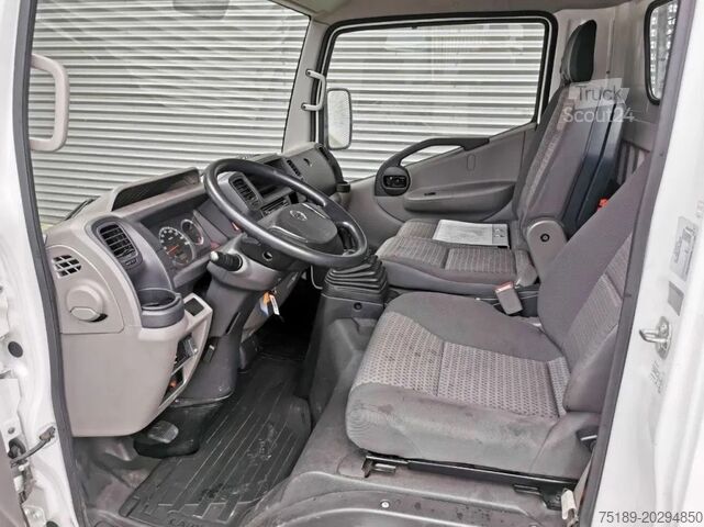 Zdvíhacia plošina Nissan Cabstar TB 220.2 22 Meter Nissan Cabstar 35.12 ...