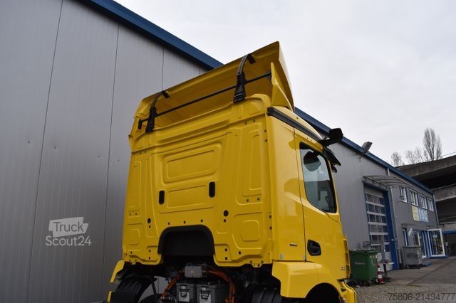 Chassi de caminhão MERCEDES-BENZ eActros 300 L 6x2 AHK