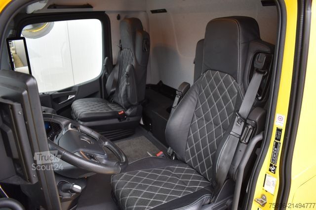 Chassi de caminhão MERCEDES-BENZ eActros 300 L 6x2 AHK