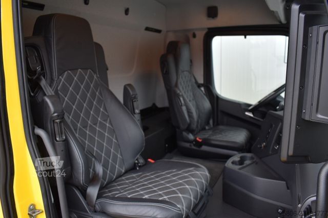 Chassi de caminhão MERCEDES-BENZ eActros 300 L 6x2 AHK