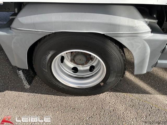 Camião de caixa fechada MERCEDES-BENZ Atego 1018*Koffer*Rolltor*Rolltor seitlich*Klima