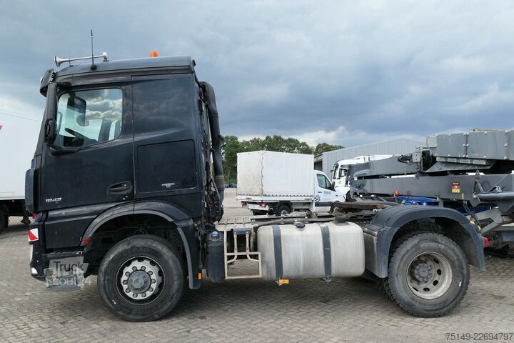 Standardní tahač MERCEDES-BENZ 1843 LS Arocs 4x4, HydroDrive, Klima, Hydr.