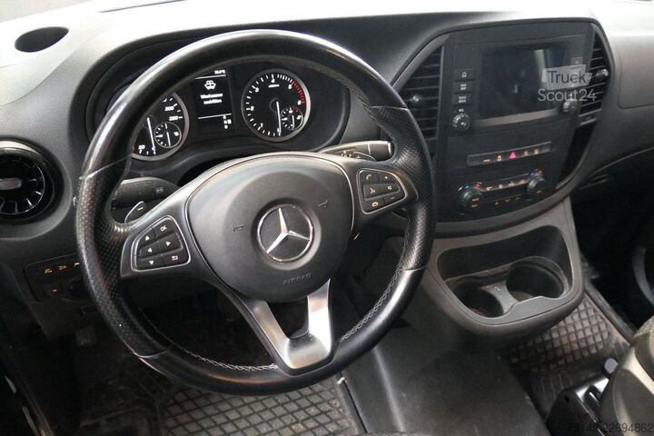 Slēgtais furgons MERCEDES-BENZ 119 CDI Vito Mixto 4x4, Allrad, 5 Sitze, AHK, AC