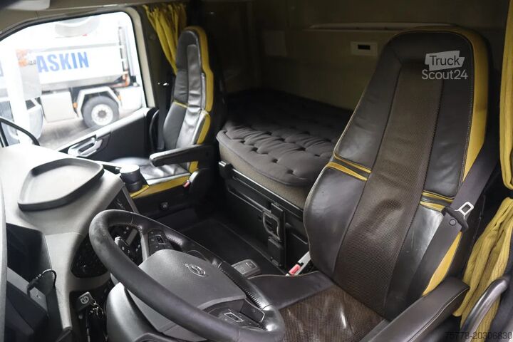 Hakenarmsystem Volvo FH 16.750 | 6X2*4 | RETARDER | STEERING AXLE | ...