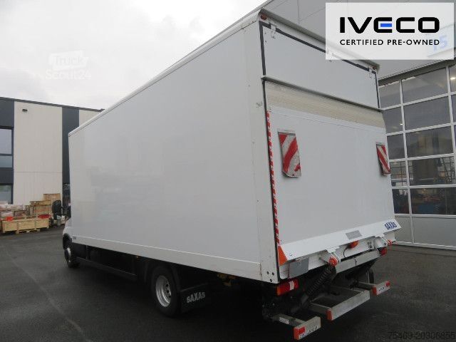 Transporter mit Koffer IVECO 70C18HA8/P