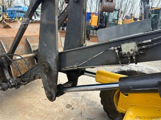 Radlader NEW HOLLAND W 80 B / Gabel + Schaufel