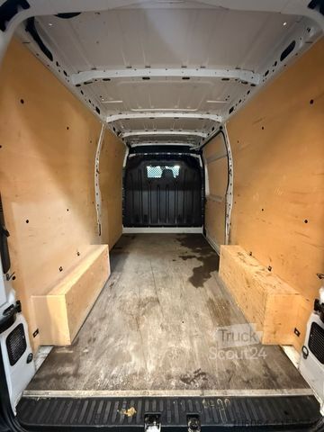 Furgon z wysokim dachem RENAULT Master Kasten L2H2 Klima Standheizung R-CAM AHK