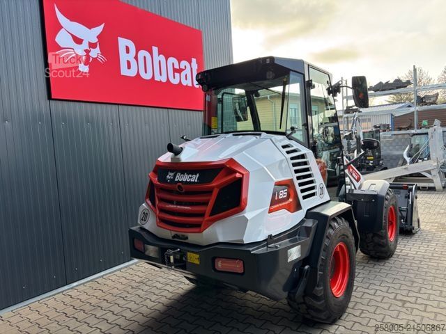 Wiellader BOBCAT L 85  Radlader  -  Breitreifen - Klima - Klapp