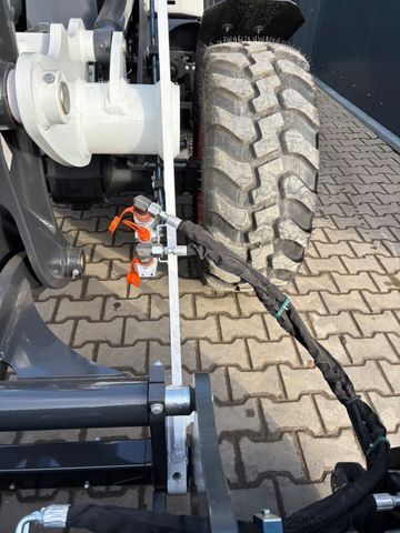Wiellader BOBCAT L 85  Radlader  -  Breitreifen - Klima - Klapp