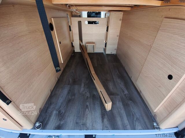 Kemperis LMC Innovan pure 640, Automatik,Längsbetten,Model 27