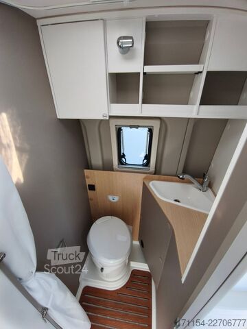 Kemperis LMC Innovan pure 640, Automatik,Längsbetten,Model 27