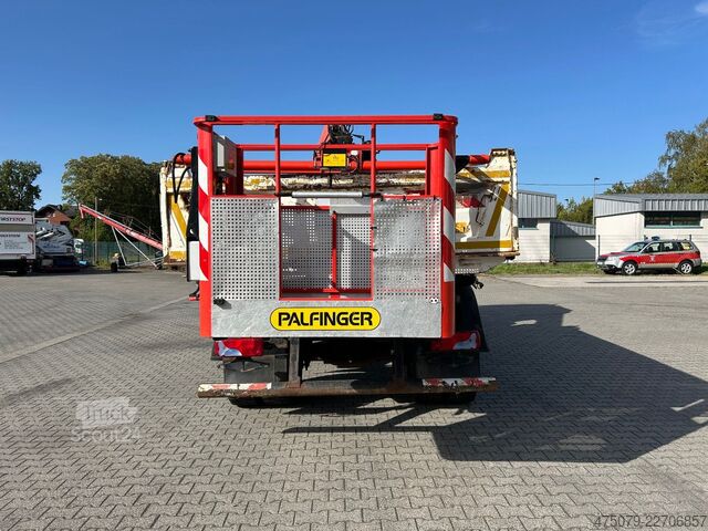 Camión volquete trilateral MAN TGM 18.340 4x4 BB / Palfinger PK 1300 / Korb