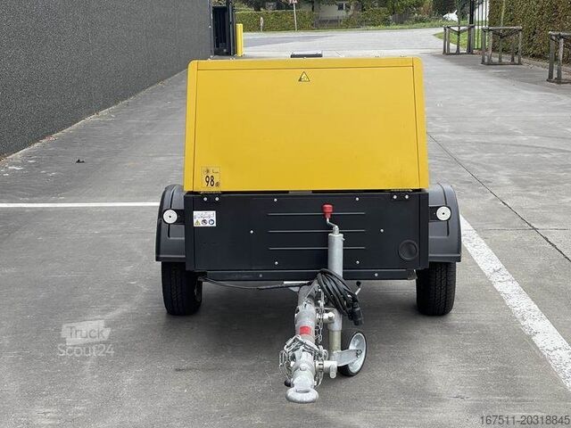 Kompresors Compair C 38