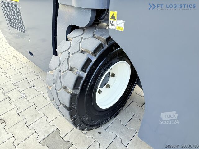 Четырёхходовой вилочный погрузчик Combilift C5000SR DIESEL TRIPLEX 6100 FORK POSIT