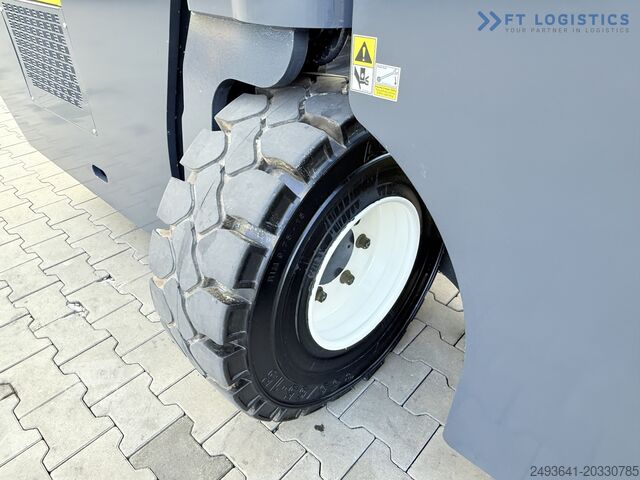 Четырёхходовой вилочный погрузчик Combilift C5000SR DIESEL TRIPLEX 6100 FORK POSIT