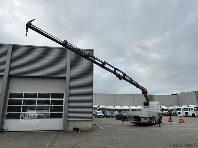 Vrachtwagen met kraan Volvo FMX 460 Globetrotter / Palfinger Kraan / Te Huu...