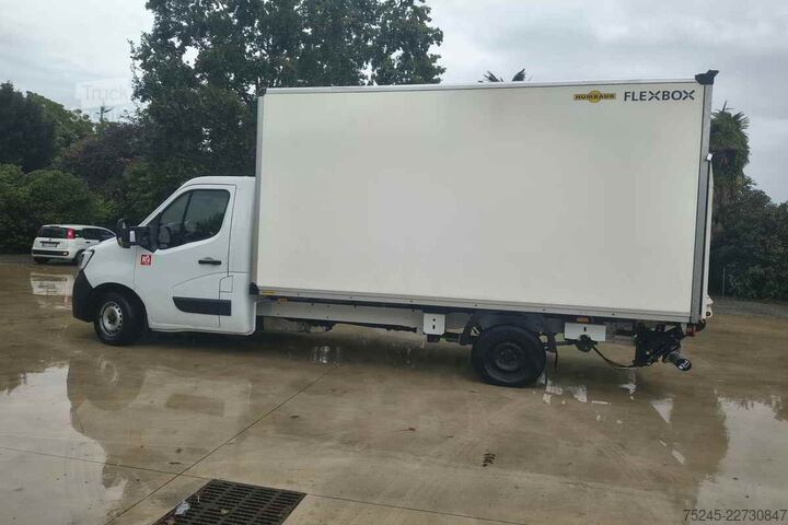 Furgone chiuso RENAULT MASTER 2.3 DCI 160