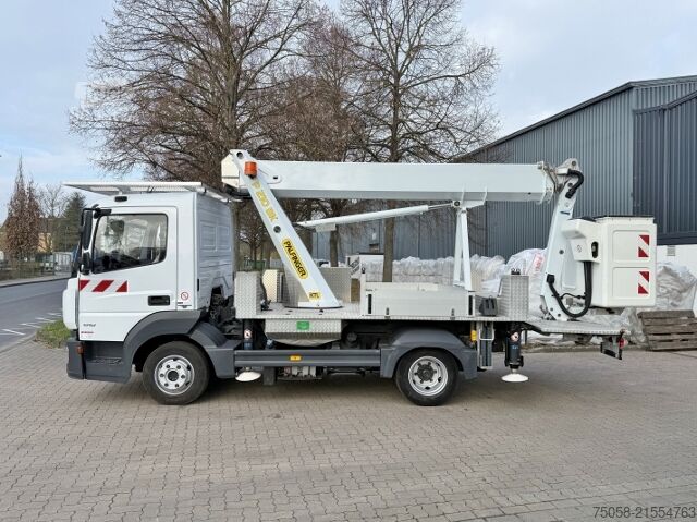 Hubarbeitsbühne Mercedes-Benz ATEGO 818 - 42 TKm - 1. Hand - P 210 BK
