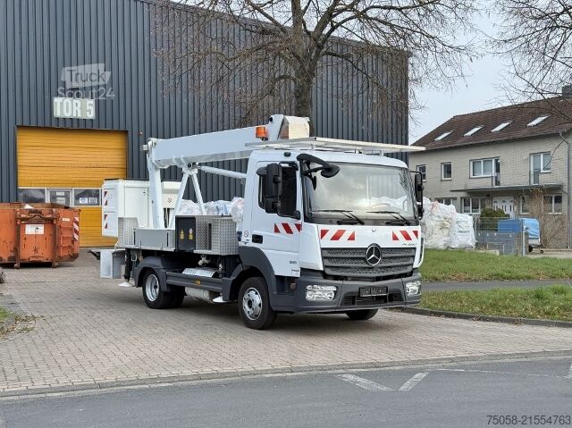 Hubarbeitsbühne Mercedes-Benz ATEGO 818 - 42 TKm - 1. Hand - P 210 BK