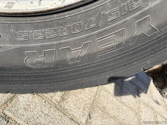 Standard tractor DAF CF 330 FT Spacecab / Daycabin / 540.000 KM / Eu...