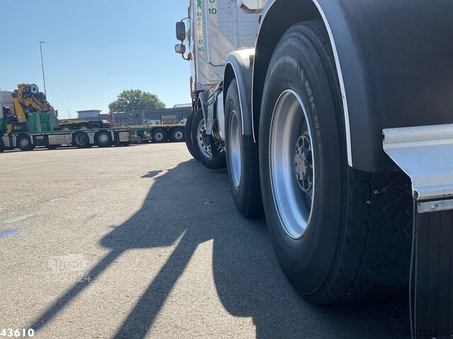 Crane truck DAF FAD XF 530 8x4 Holzkran