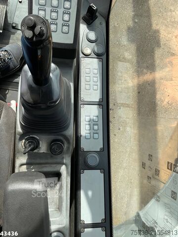 På- og aflæsningsmaskine Liebherr LH 60 C Litronic EPA Umschlag bagger