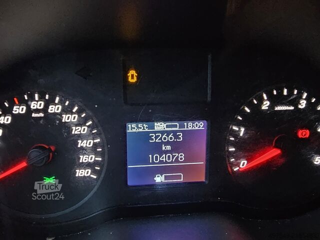 Καρότσι πωλήσεων / φορτηγό τροφίμων Mercedes-Benz 311CDI