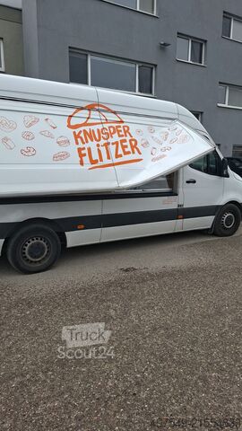 Pusryčių / kepyklos mobilus / užkandžių sunkvežimis Mercedes-Benz 311CDI
