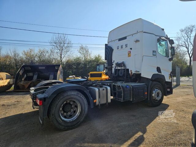 štandardný ťahač RENAULT T 460