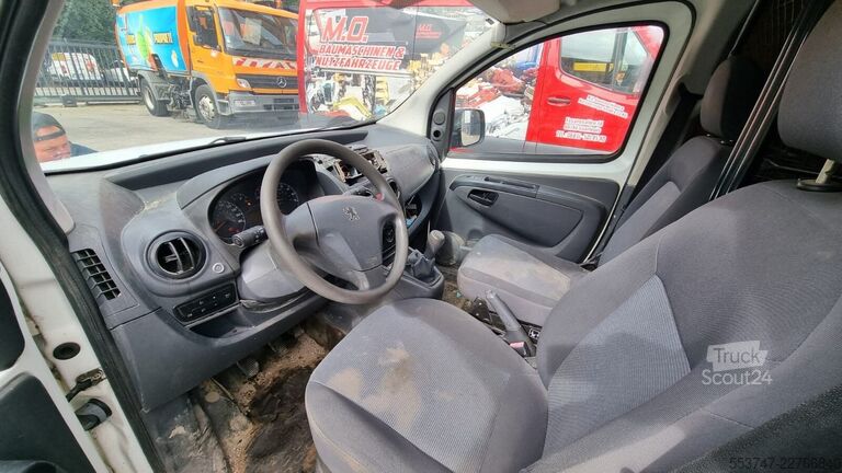 Furgone Peugeot Bipper