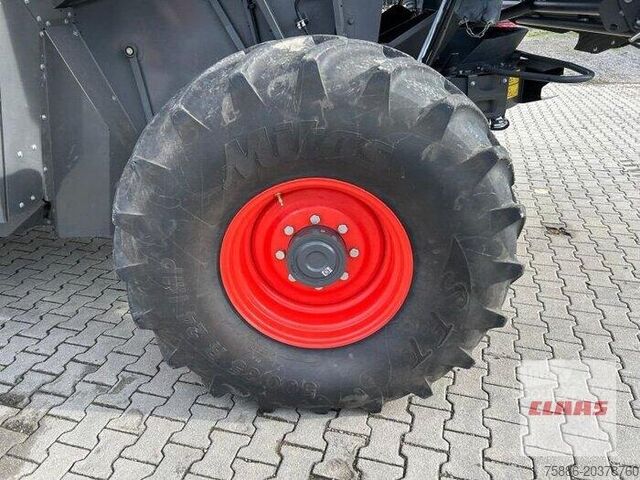 Kombajn za žetev in mlatev Claas LEXION 6800 TT E5 CLAAS MÄHDRE