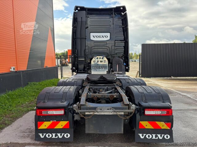 Standaard trekker Volvo FH 500 6x2 GLOBE XL / ADR / RETARDER / DOUBLE B...