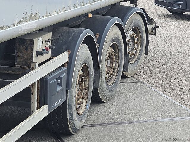 Benne H & W HWDKSK38 ATLAS 145.2 CRANE