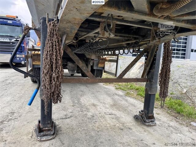 Tipper Carnehl Tipper trailer.