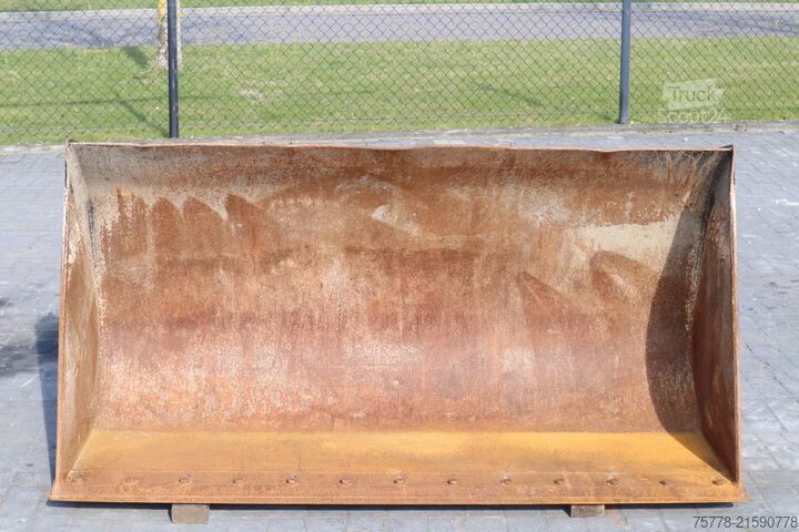 Standard bucket Caterpillar 906 | BUCKET | 0.9 M3