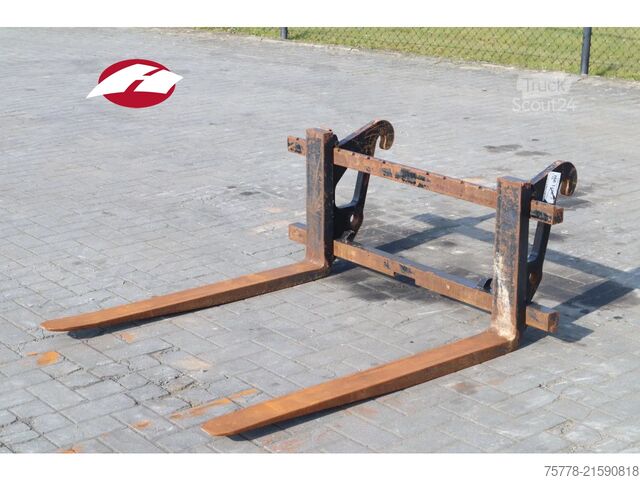 Pallet fork Caterpillar 906 | FORK CARRIAGE | VORKENBORD | GABELN