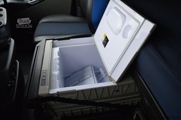 стандартний тракторний агрегат VOLVO FH 460 Globetrotter XL i-Save