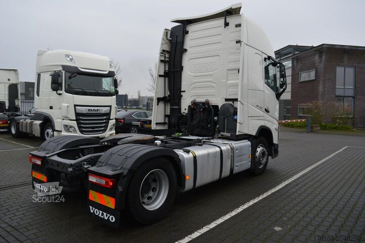 стандартний тракторний агрегат VOLVO FH 460 Globetrotter XL i-Save