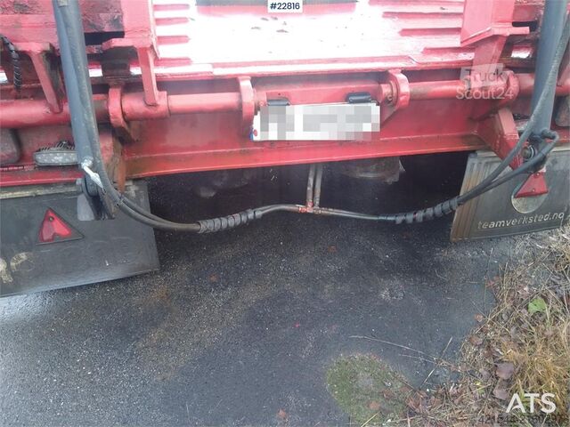 Low loader Vang SLHS machine trailer with hydraulic ramps