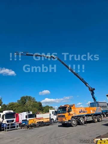 Kamion sa ravnom platformom VOLVO FM12-380 / 8X4 / 28m Hiab Kran / WINCH