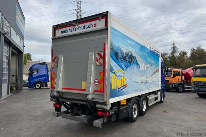 Рефрижераторний вантажівка MAN TGX 26.510 6x2 Thermoking UT800