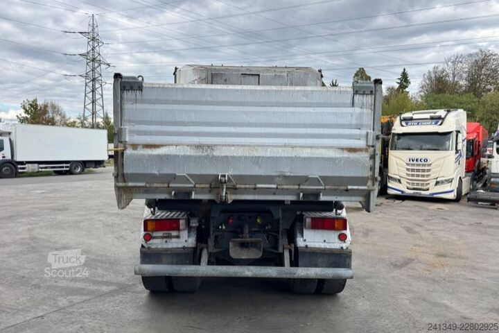 Tippbil IVECO Trakker 410 6x4 Moser