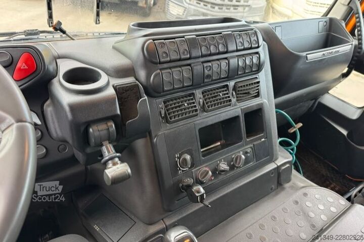 Tippbil IVECO Trakker 410 6x4 Moser