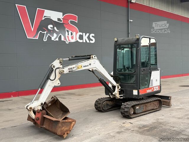 Minigraver BOBCAT X 325 Gummikette/Tiefenlöffel/Grabenlöffel 1999