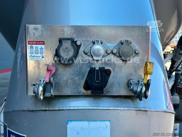 Siloauflieger FELDBINDER EUT 40.3 40m³, 2 Euter, Nachlauf-Lenkachse,