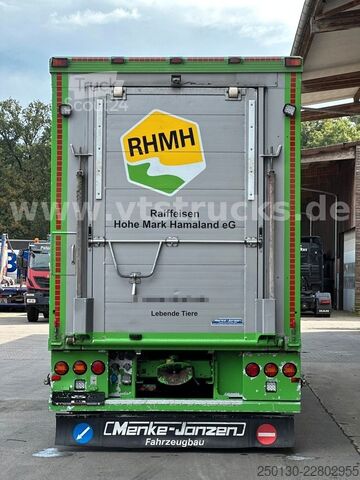 Kreaturvogn DAF XF 480 LL 6x2 3.Stock Menke Viehwagen m. Hubdach
