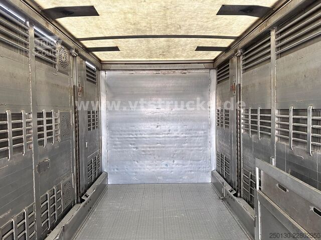 Kreaturvogn DAF XF 480 LL 6x2 3.Stock Menke Viehwagen m. Hubdach