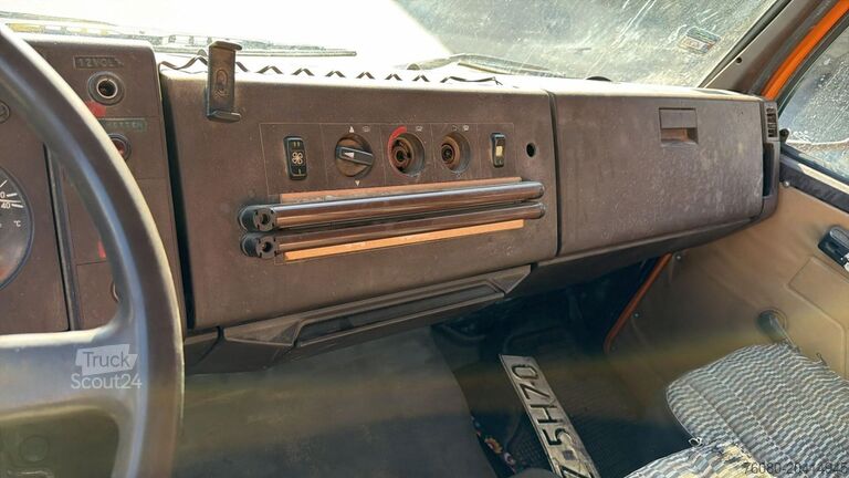 3-сторонній перекидач Mercedes-Benz SK 814 (3 WAY TIPPER / MANUAL PUMP / AUXILAIRY ...